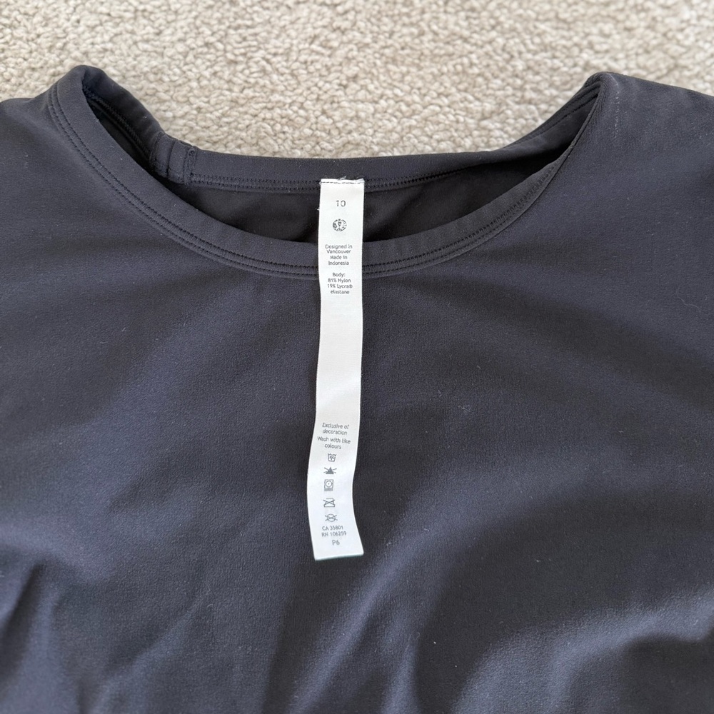Lululemon - all it takes short sleeve shirt Nulu, size 10, black - Picture 5 of 7